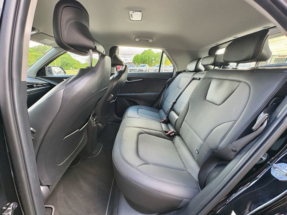 Kia Niro 64 EV Access Plus 5d