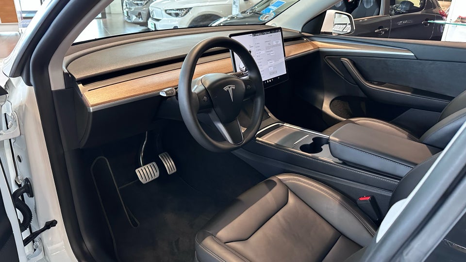 Tesla Model Y Performance AWD 5d