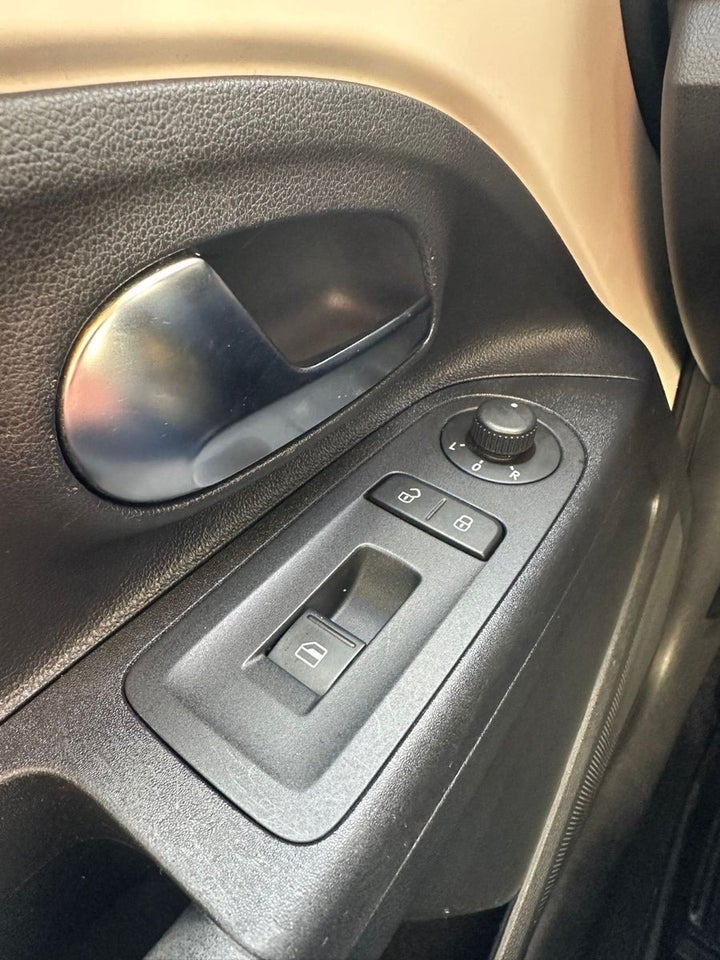 VW Up! 1,0 75 High Up! ASG 5d