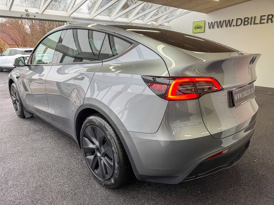 Tesla Model Y Long Range RWD 5d