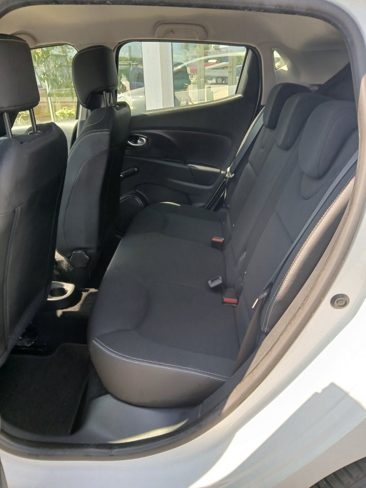 Renault Clio IV 0,9 TCe 90 Expression 5d