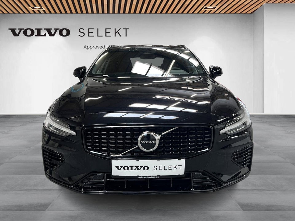 Volvo V60 2,0 T6 ReCharge Plus Dark aut. AWD 5d