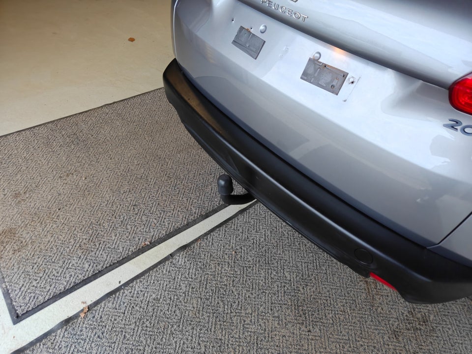 Peugeot 2008 1,2 VTi 82 Active Motion 5d