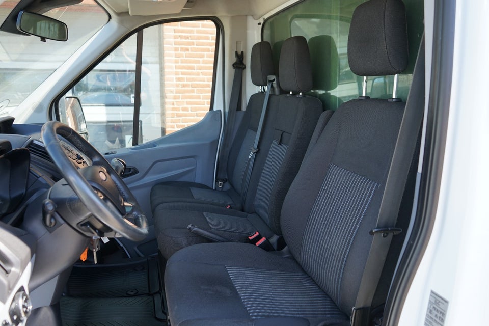 Ford Transit 350 L3 Chassis 2,2 TDCi 155 Trend H1 RWD 2d