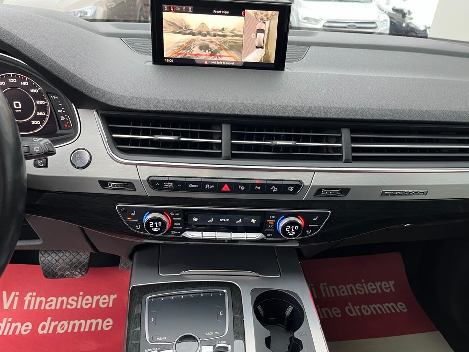 Audi Q7 3,0 TDi 272 S-line quattro Tiptr. 5d