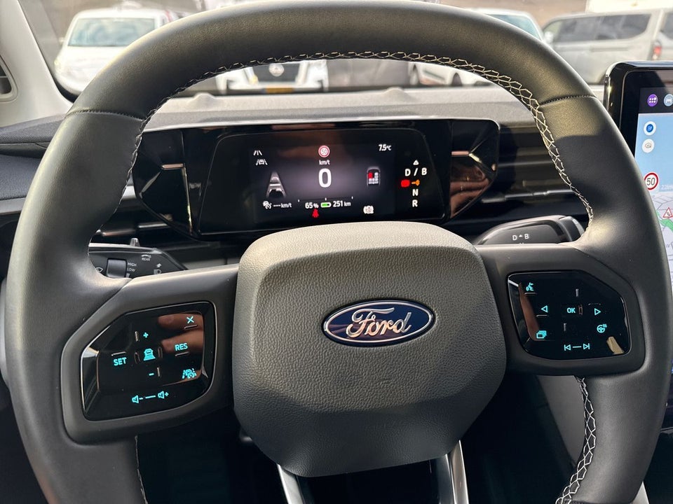 Ford Explorer 77 Select Extended Range 5d