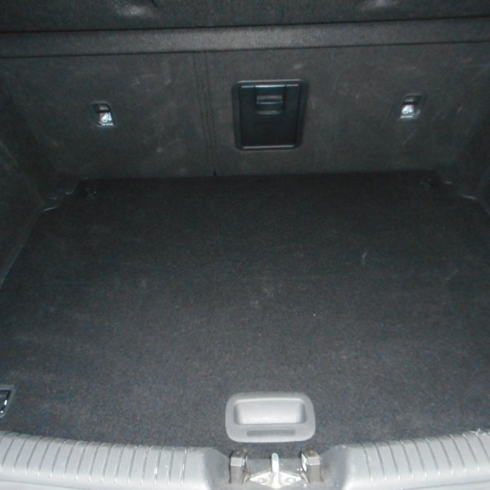 Hyundai i30 1,6 CRDi 110 Trend 5d