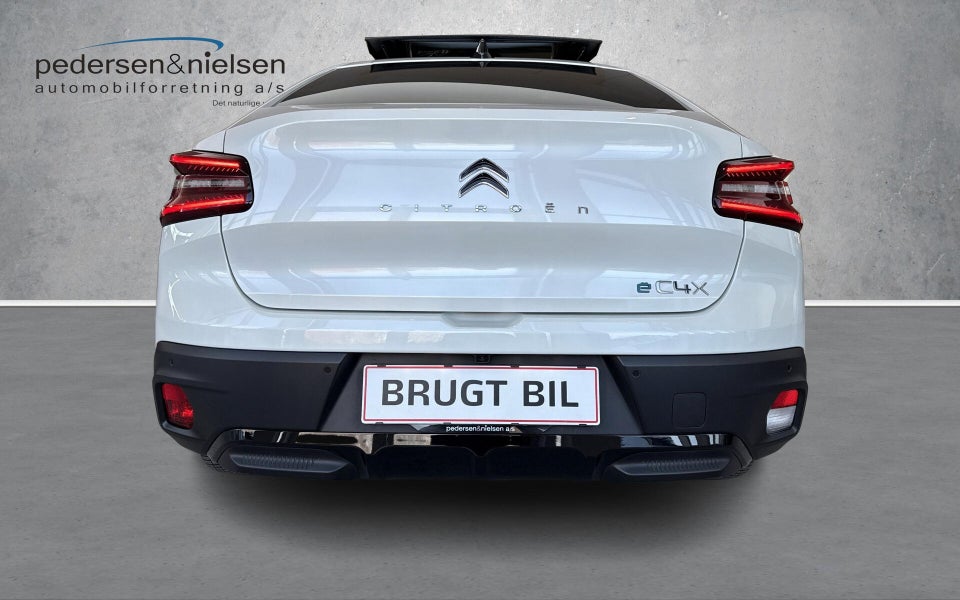 Citroën ë-C4 X 50 Shine 4d