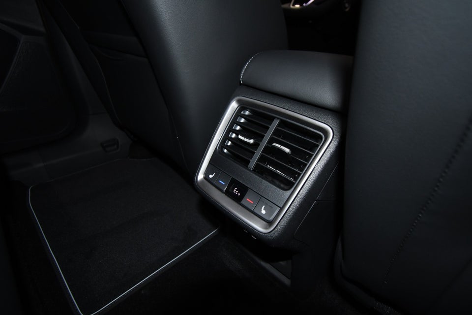 Skoda Enyaq 85x iV Sportline Maxx 5d