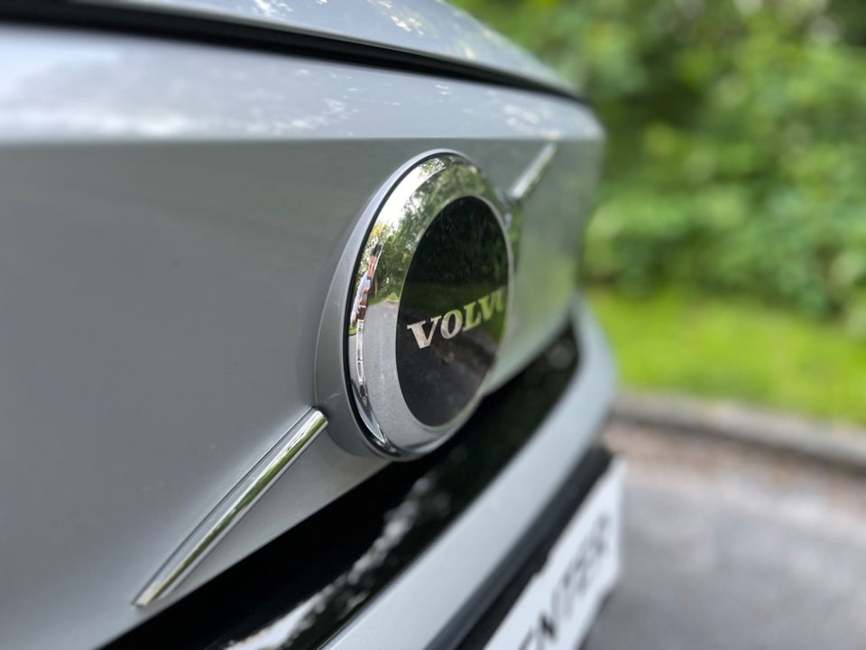 Volvo XC40 P6 ReCharge Core 5d