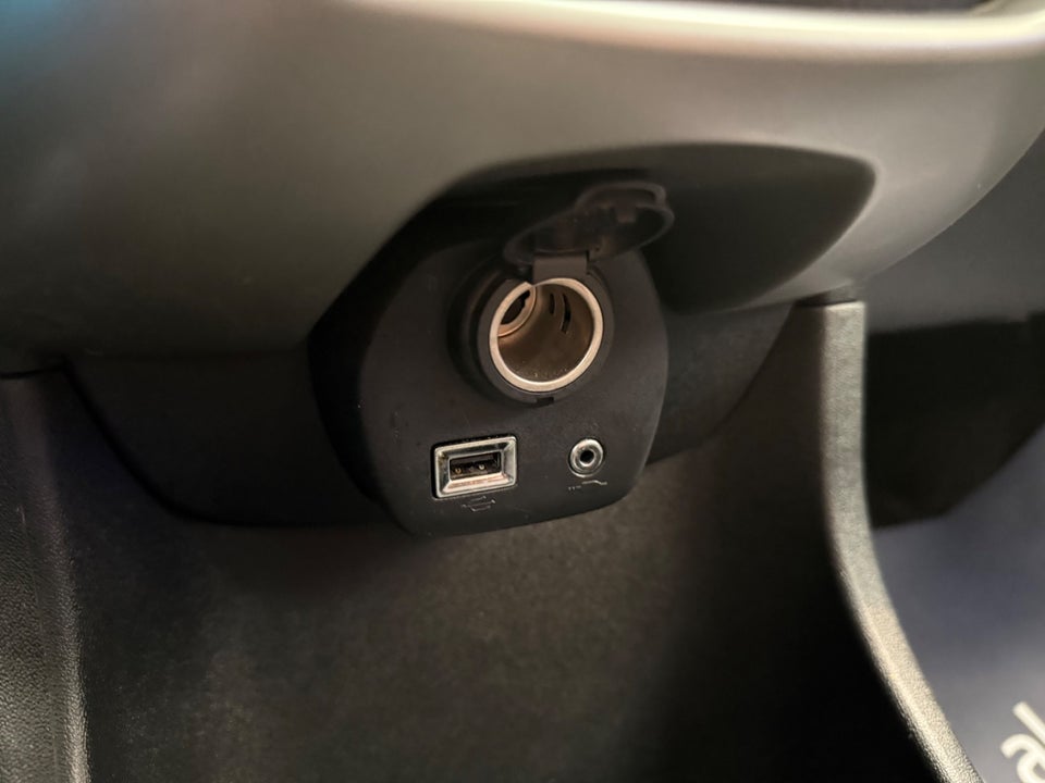 Citroën C1 1,2 PureTech Feel 5d