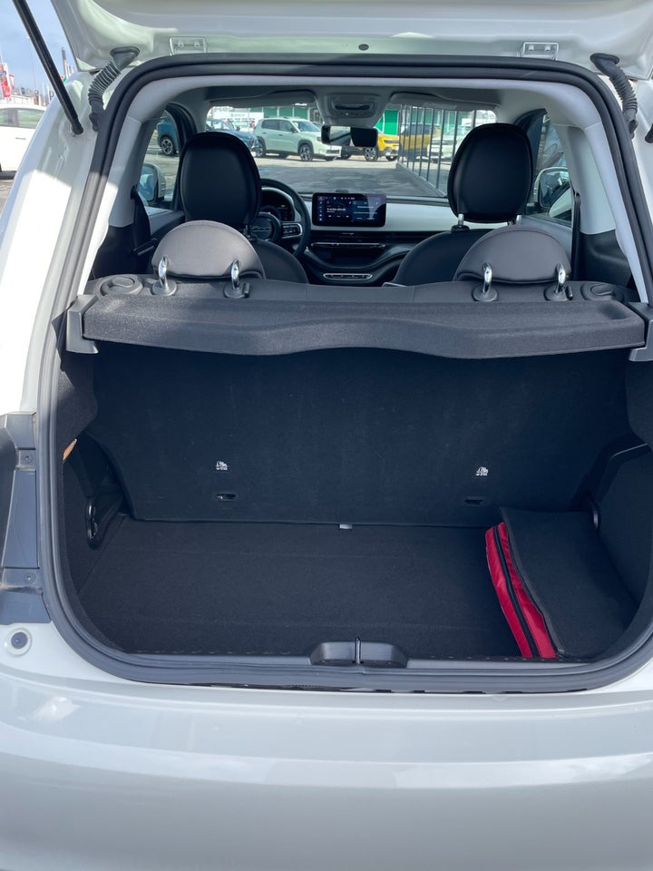 Fiat 500e 42 Icon 3d