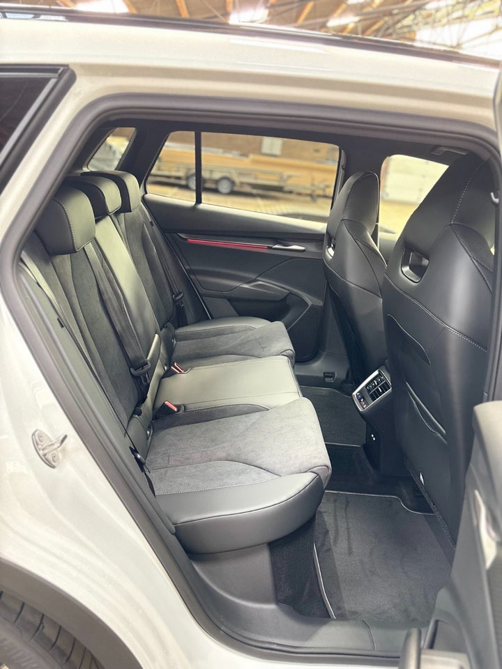 Skoda Elroq 85 iV Sportline 5d