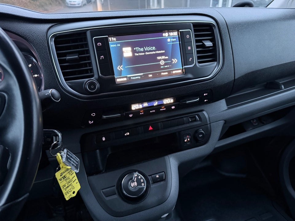 Peugeot Expert 2,0 BlueHDi 122 L2 Premium EAT8 Van