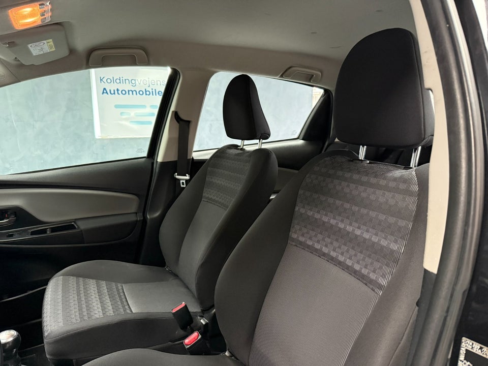 Toyota Yaris 1,0 VVT-i T2 Komfort 5d