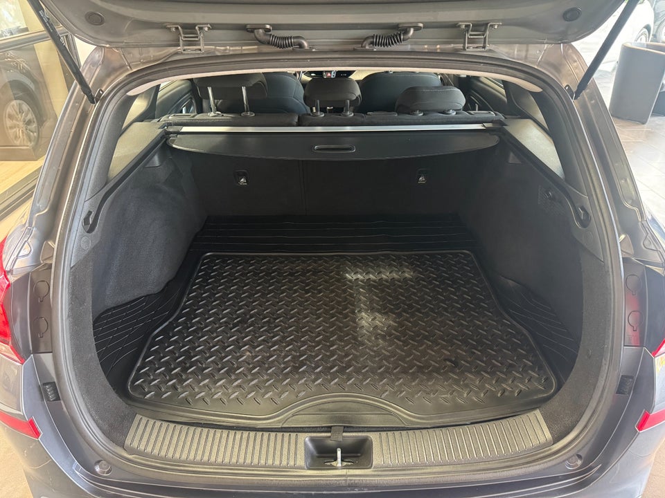 Hyundai i30 1,0 T-GDi Life stc. 5d