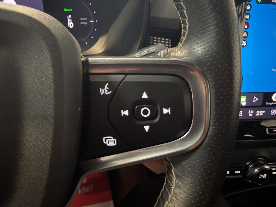 Volvo XC40 P8 ReCharge Twin R-Design 5d