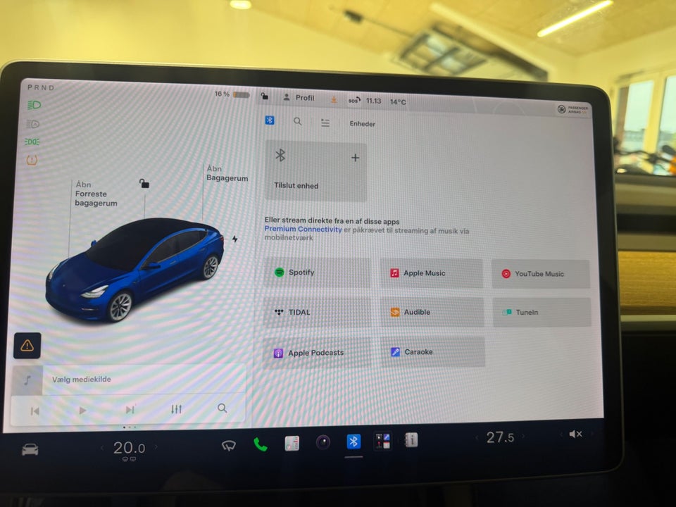 Tesla Model 3 Long Range AWD 4d