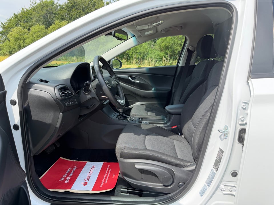 Hyundai i30 1,0 T-GDi Essential stc. DCT 5d