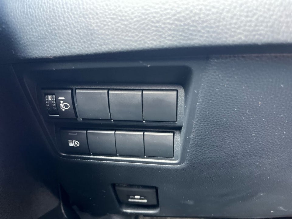 Toyota Yaris 1,5 Hybrid Essential Comfort e-CVT 5d