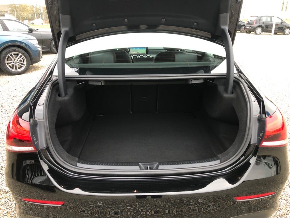 Mercedes A200 1,3 AMG Line aut. 4d