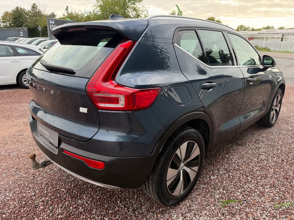 Volvo XC40 1,5 T4 ReCharge Momentum aut. 5d