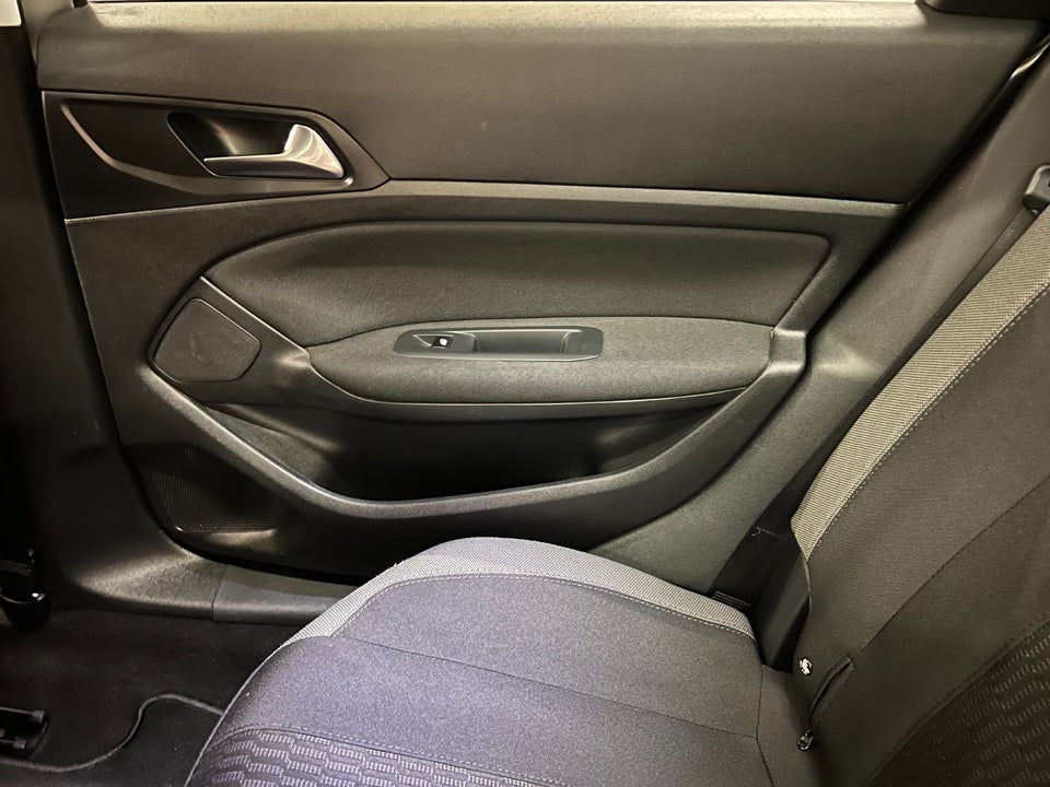 Peugeot 308 1,6 BlueHDi 120 Style Sky SW 5d