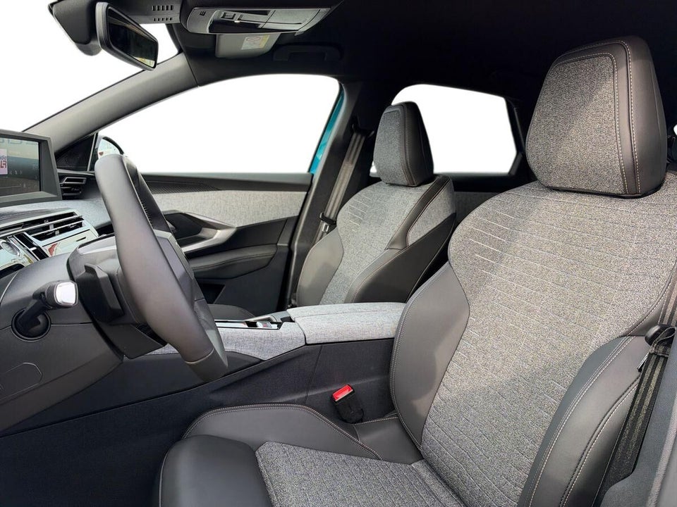 Peugeot e-3008 77 Allure 5d