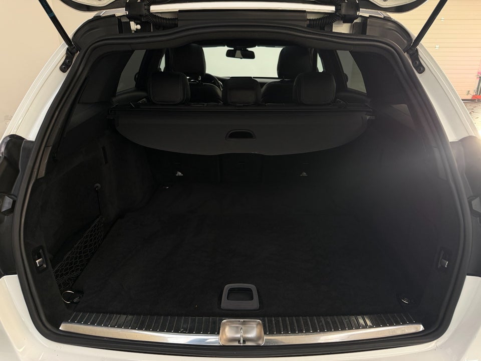 Mercedes C200 d 2,2 AMG Line stc. aut. 5d