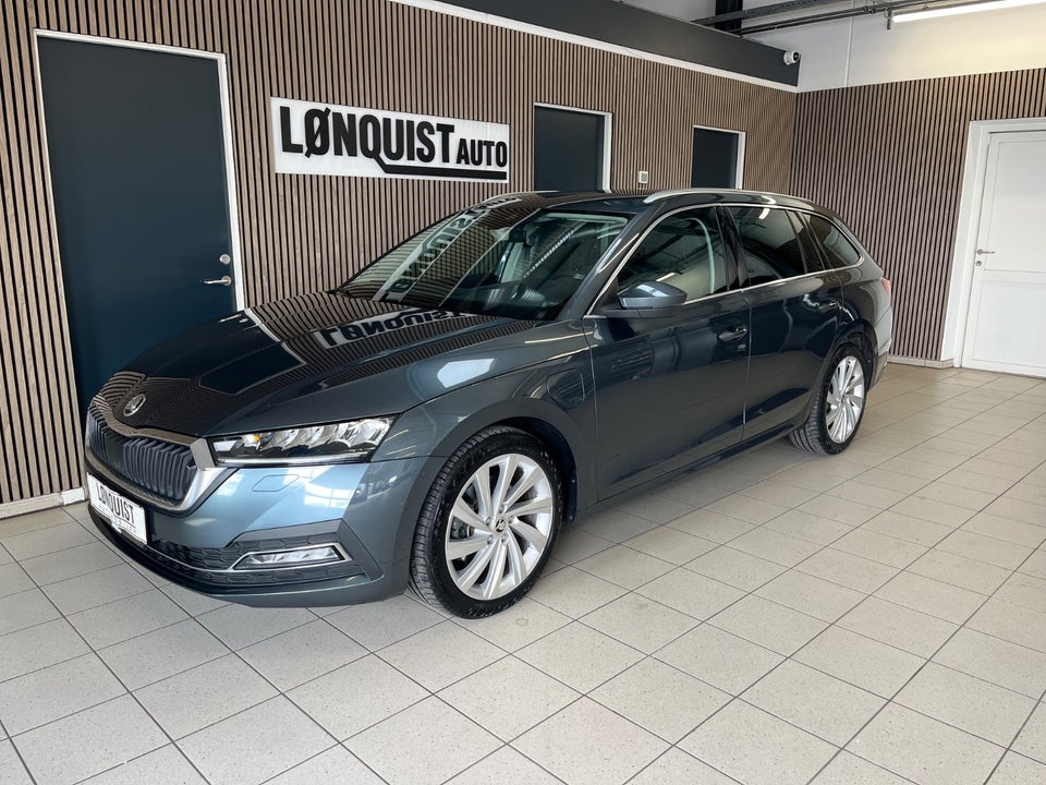 Skoda Octavia 1,4 TSi iV Plus Combi DSG 5d