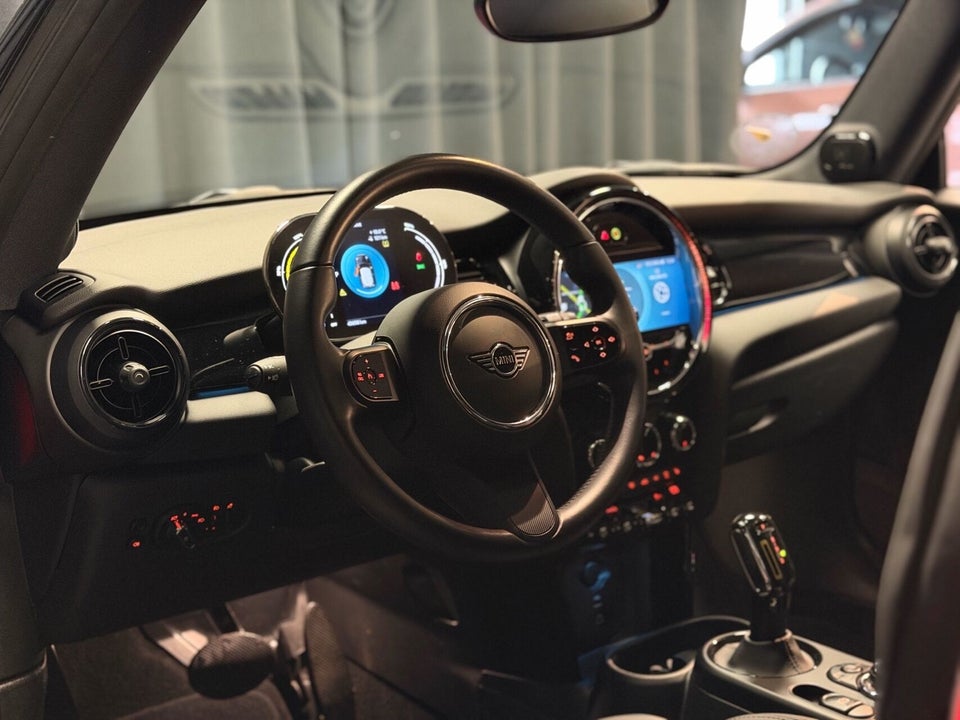 MINI Cooper SE Edition Premium Plus 3d