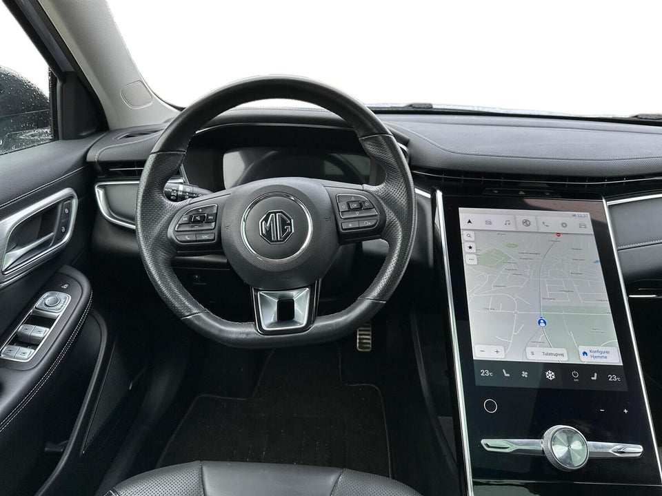 MG Marvel R Luxury 5d