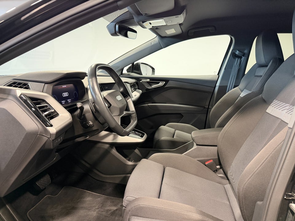 Audi Q4 e-tron 40  5d