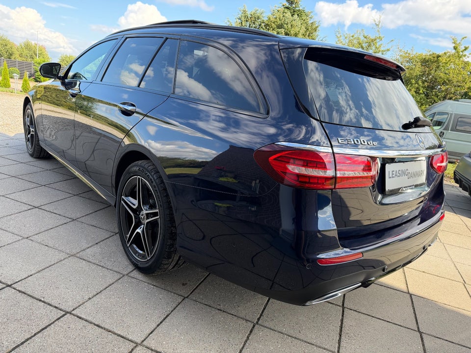 Mercedes E300 de 2,0 AMG Line stc. aut. 4Matic 5d