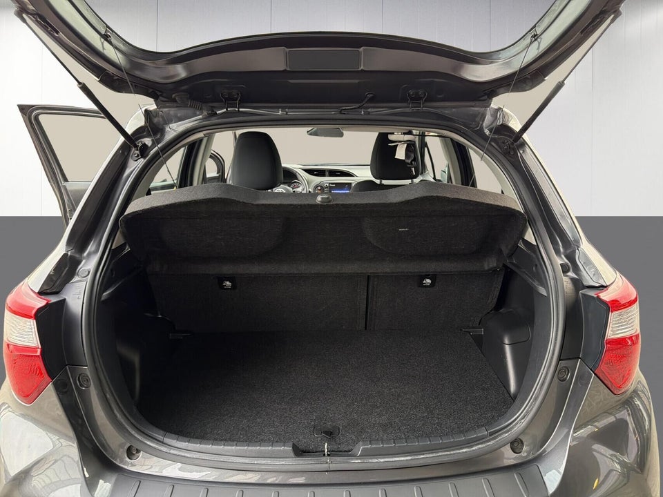 Toyota Yaris 1,0 VVT-i T2 5d