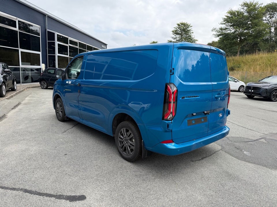 Ford E-Transit Custom 320 L1 64 Limited