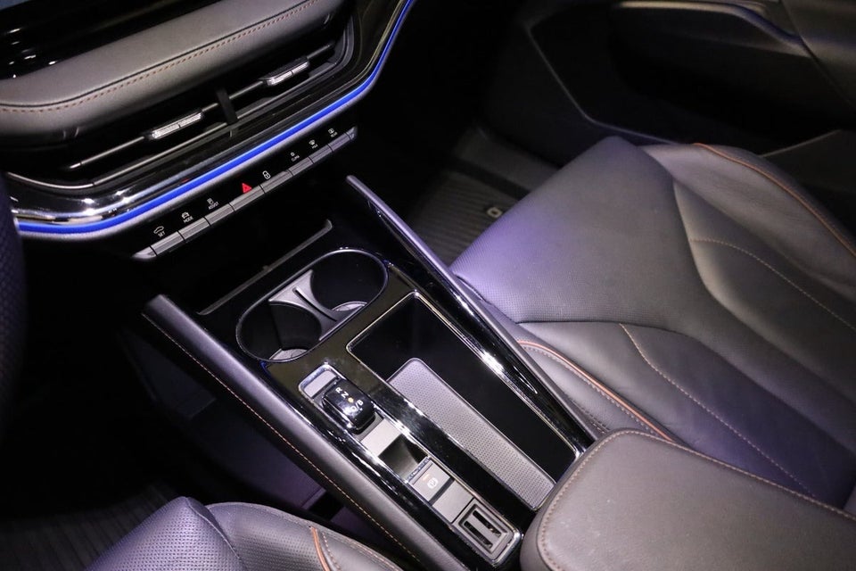 Skoda Enyaq 80 iV Plus Suite 5d
