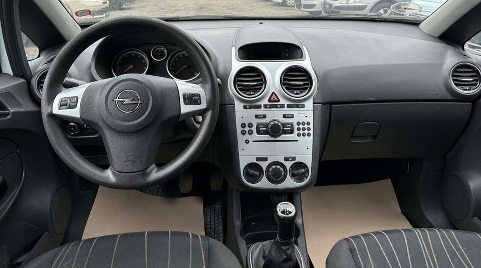 Opel Corsa 1,0 12V Enjoy 5d