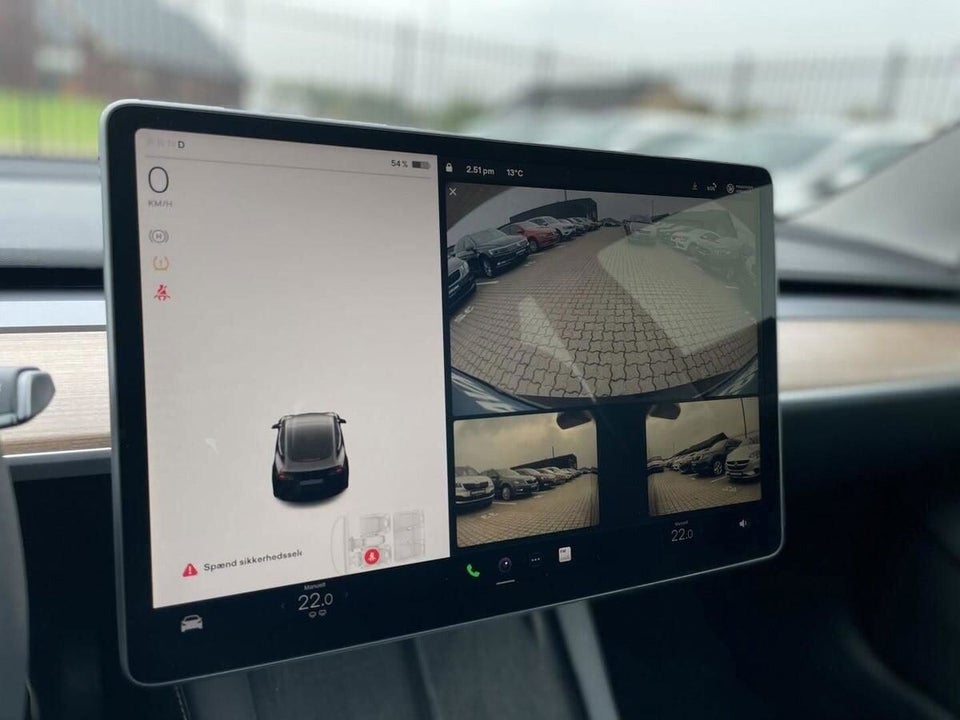 Tesla Model 3 RWD 4d