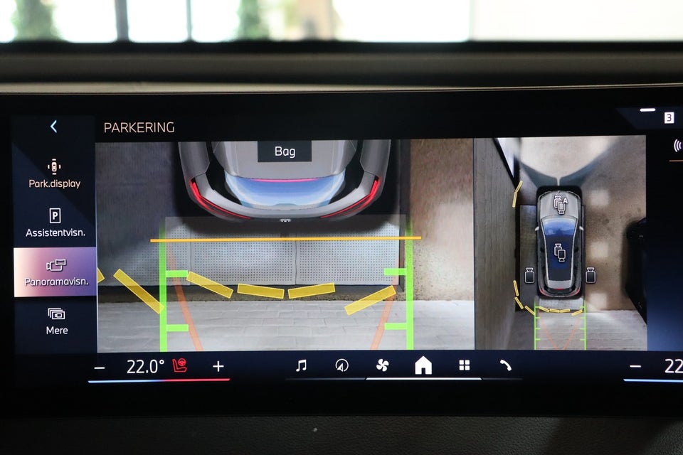 BMW iX xDrive40 Fully Charged 5d