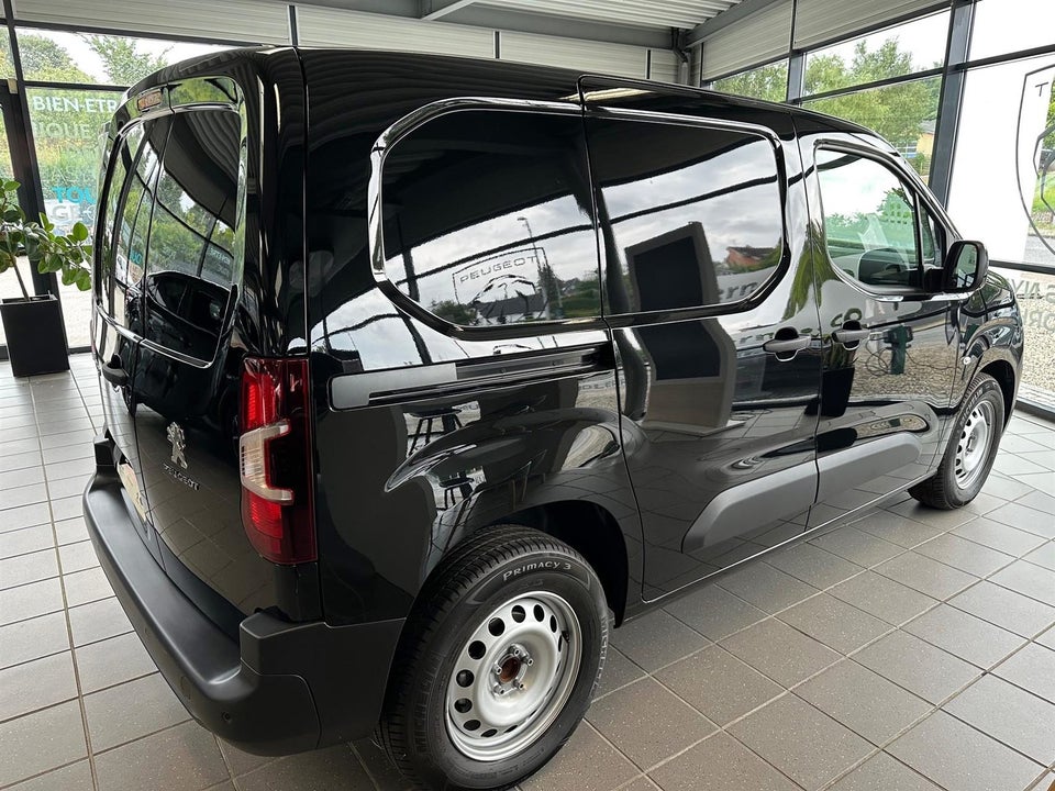 Peugeot e-Partner 50 L1V2 Plus Van