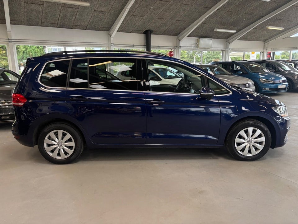 VW Touran 1,6 TDi 115 Highline DSG 7prs 5d