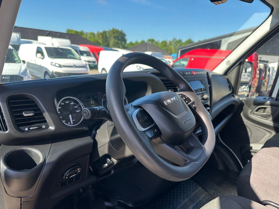 Iveco Daily 3,0 35S18 12m³ Van AG8
