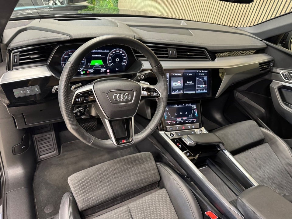 Audi e-tron 55 S-line Sportback quattro 5d