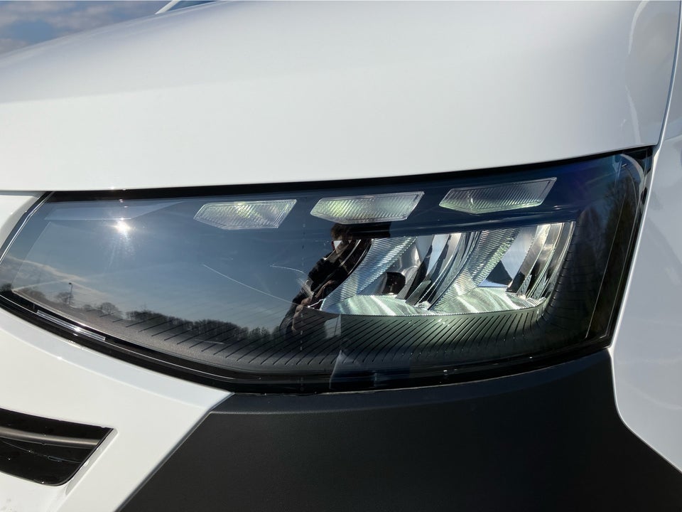 VW Transporter 2,0 TDi 150 Comfort Kassevogn aut. LWB