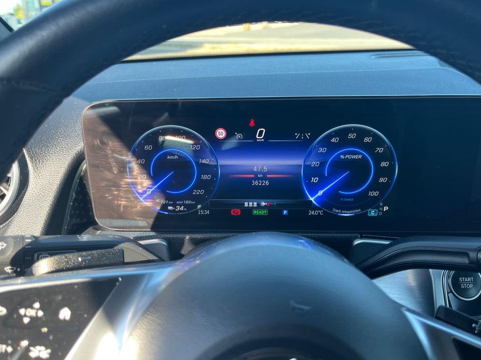 Mercedes EQB250+ Progressive 5d