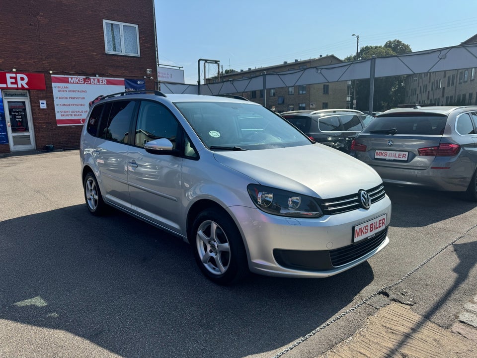 VW Touran 1,6 TDi 105 Comfortline BMT 7prs 5d