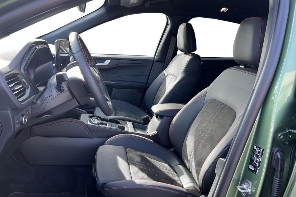 Ford Kuga 2,5 PHEV ST-Line X CVT 5d