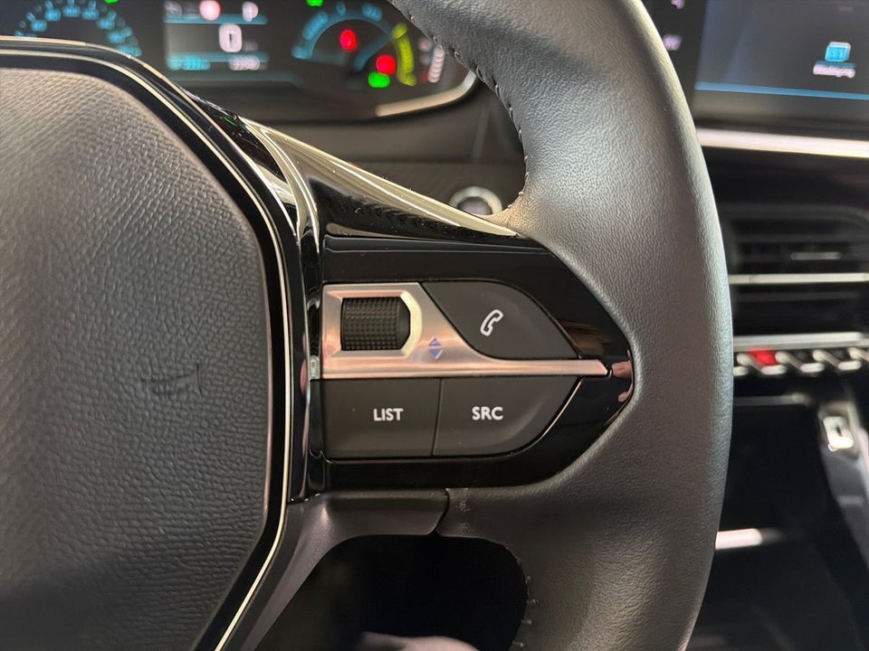 Peugeot e-208 50 Active Pack 5d