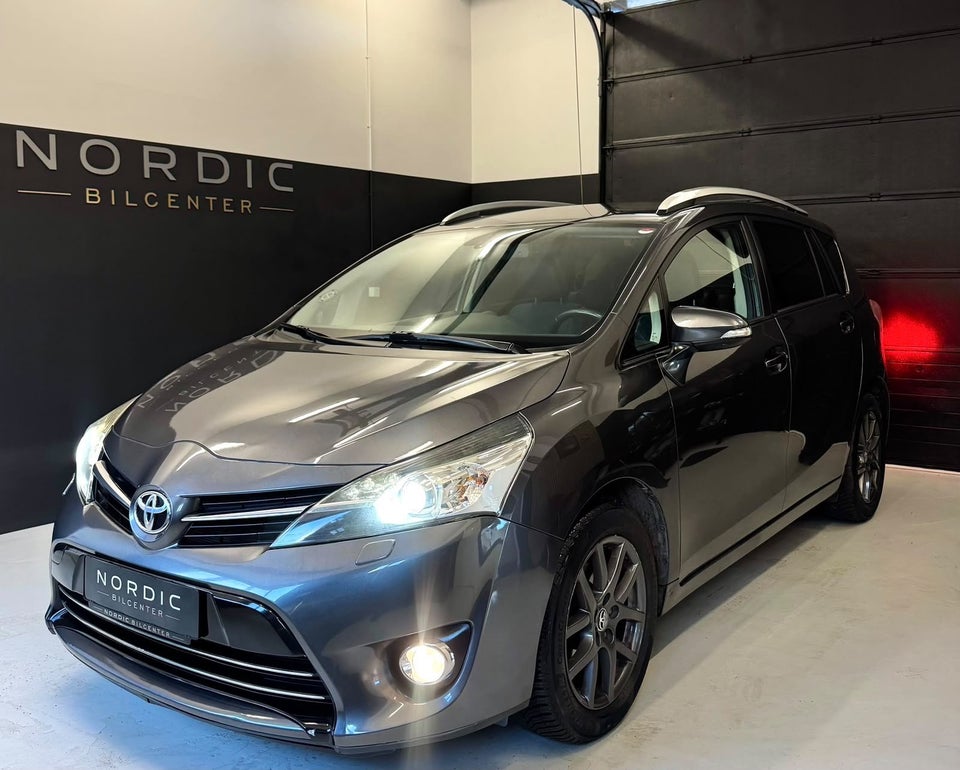 Toyota Verso 1,8 VVT-i T2 Touch 7prs 5d